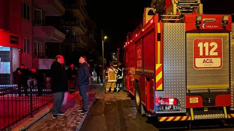 Afyonkarahisar'da bir apartmanda çıkan yangında 10 kişi dumandan etkilendi - Son Dakika Haberleri